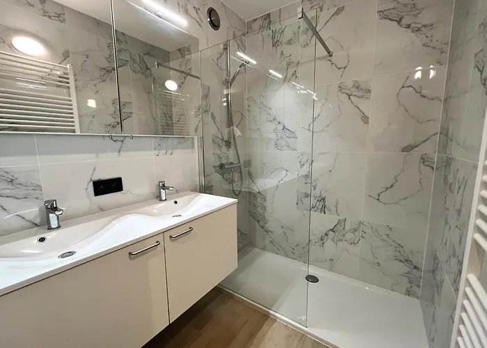 Bel Air - Luxurious 2-bedroom With Sauna Front Sea View T95 Oostende